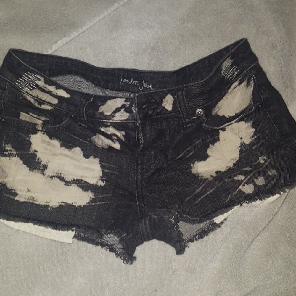 Victoria's Secret denim cutoffs size 6 London Jean
